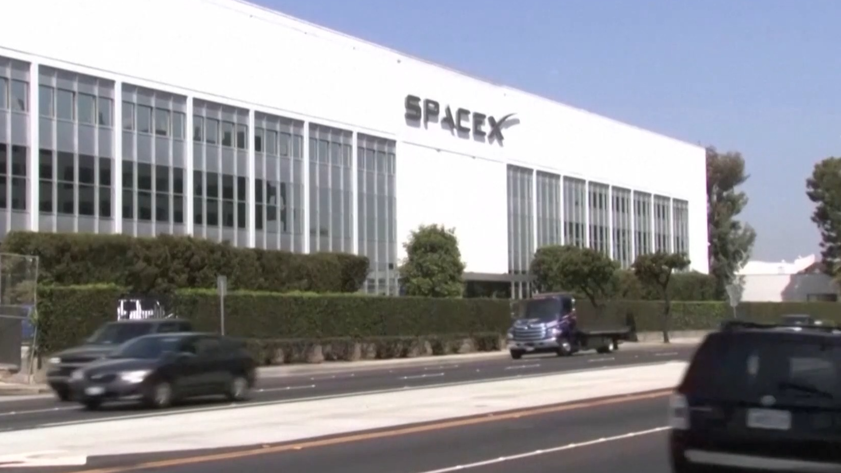 伊朗称查获并扣押数百套由美以方面输送的“星链”设备