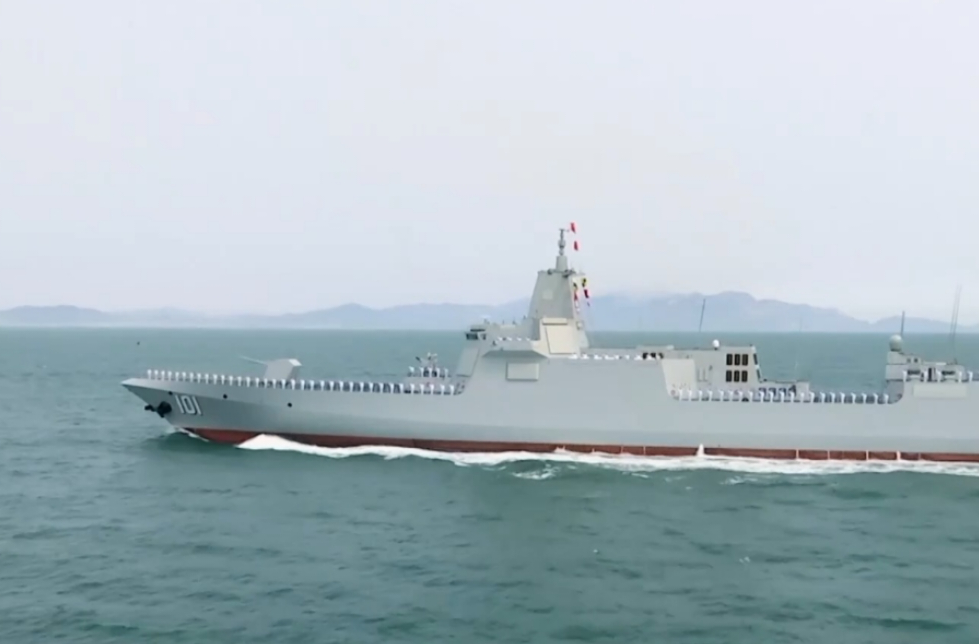 视频丨以一敌二！“万吨大驱”南昌舰逼退外舰 细节公布