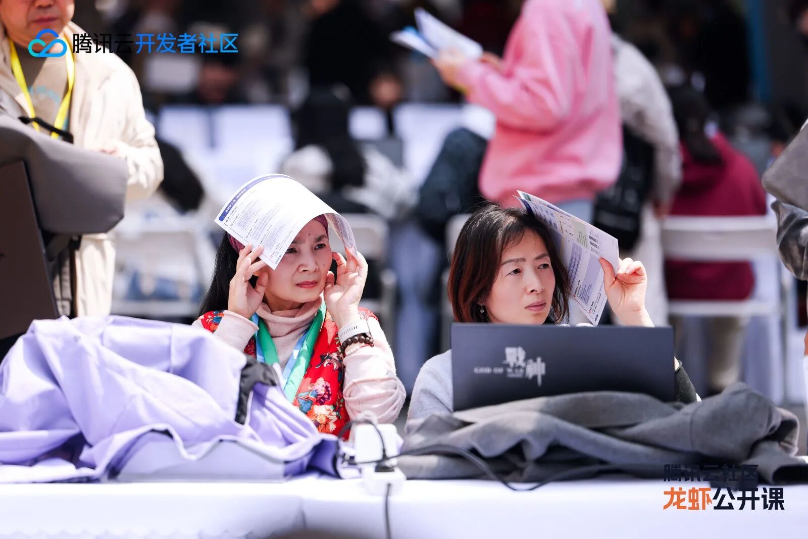 41131323688f760af1d64a000d9a8a49.jpg 41131323688f760af1d64a000d9a8a49.jpg