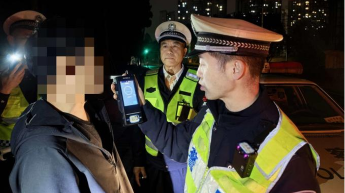 扣证、罚款、刑拘！成都交警曝光三起酒醉驾案例