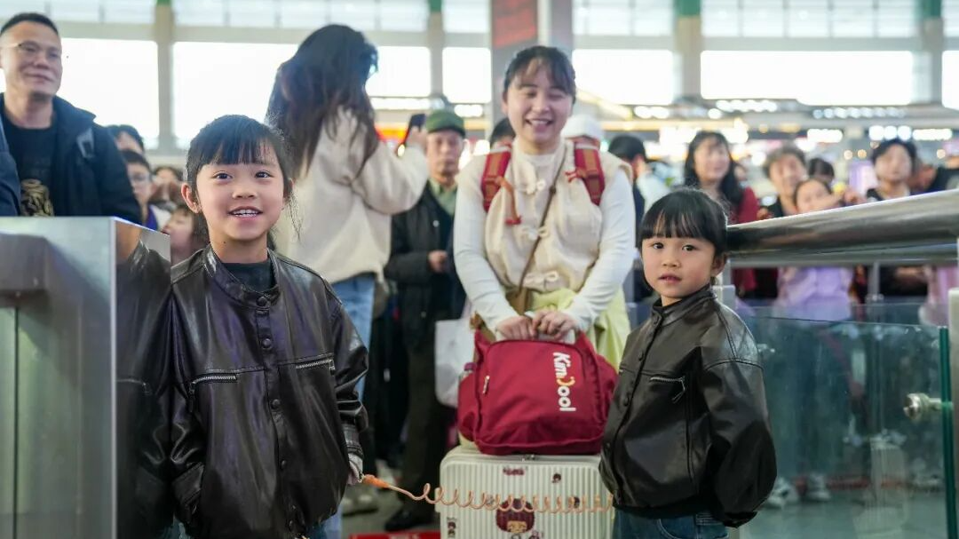 成都经济亮点丨春假+清明，霸榜多个榜单，成都东站“热”到全国第一