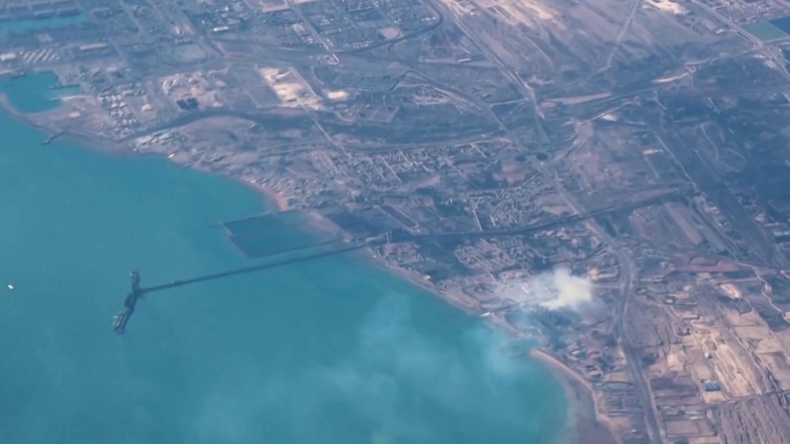 霍尔木兹海峡已再次关闭