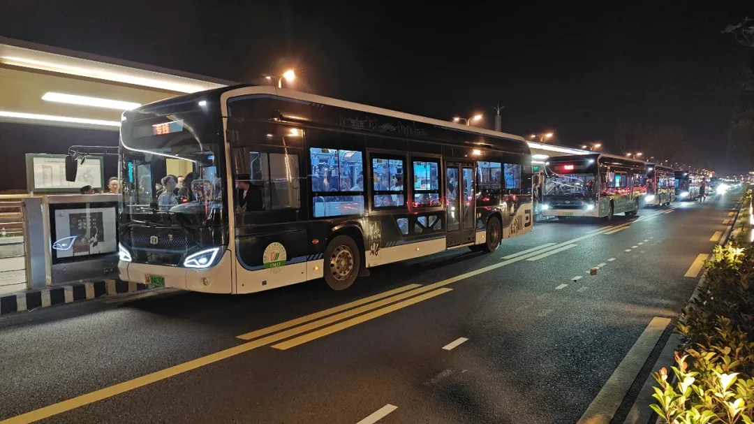 点对点直达场馆！东安湖演唱会直通车新增4条线