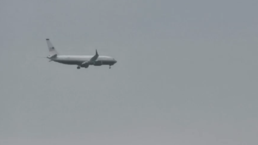 参加美伊谈判的美方代表团抵达巴基斯坦