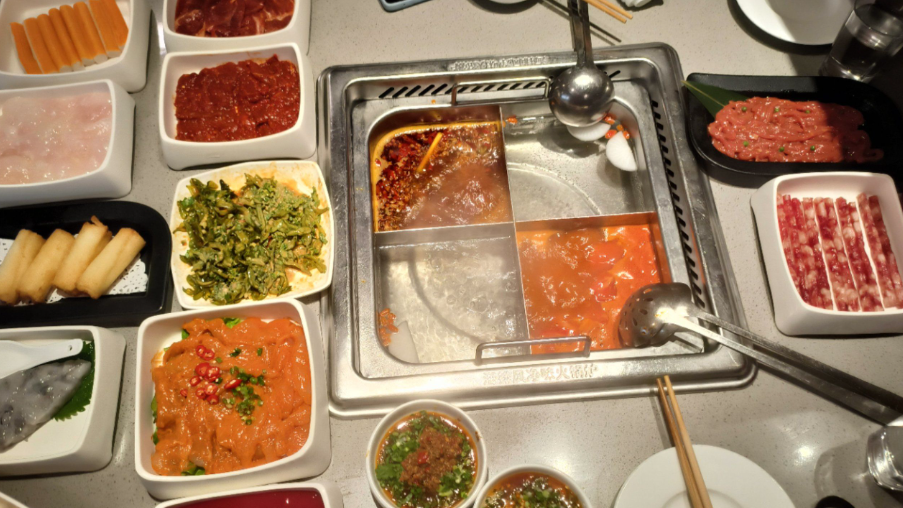 海底捞再回应“门店强制员工买礼物赔偿顾客”：公司CEO将直接致歉