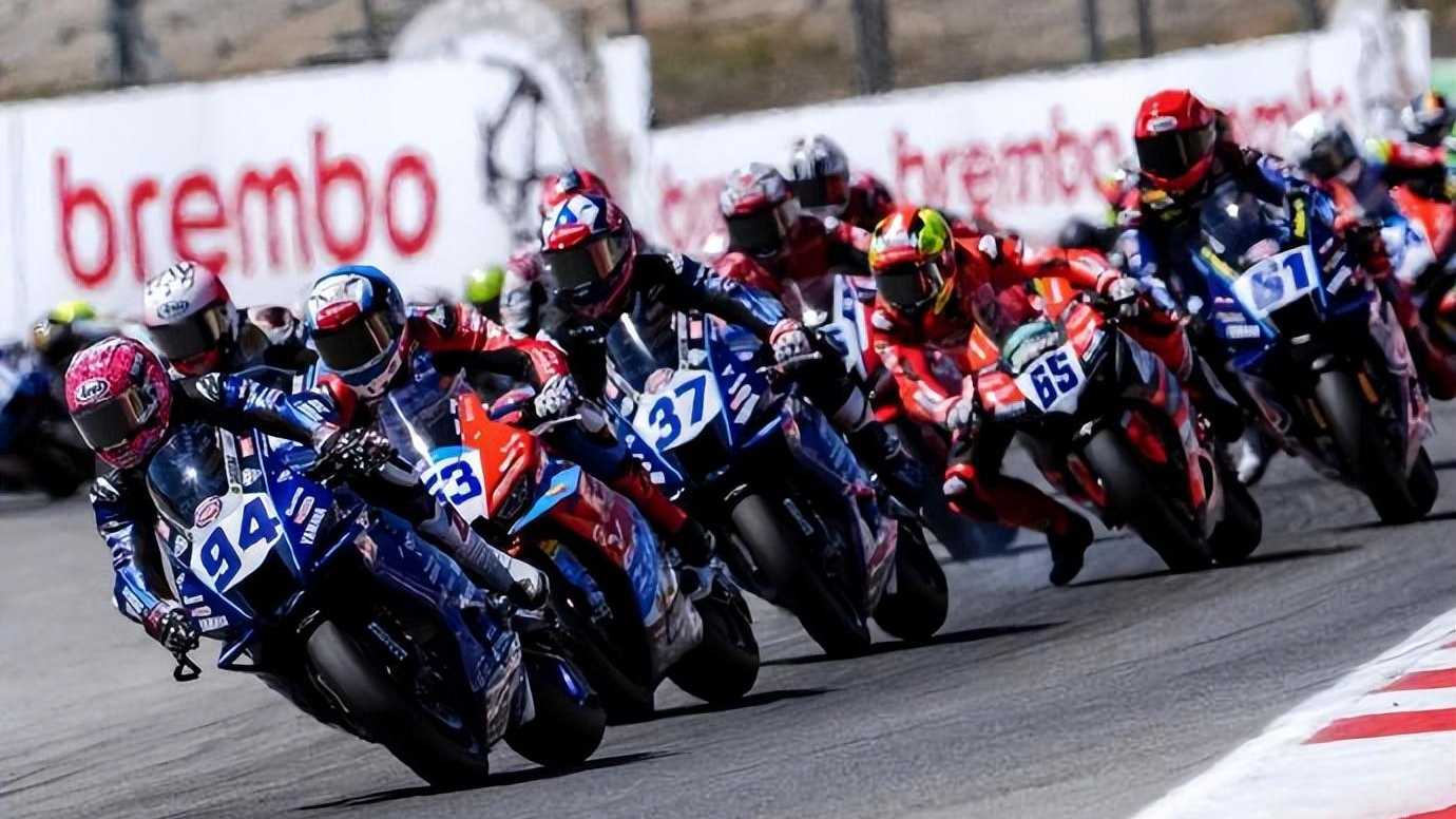 世界超级摩托车锦标赛荷兰站：张雪机车夺得超级杆位赛第二名