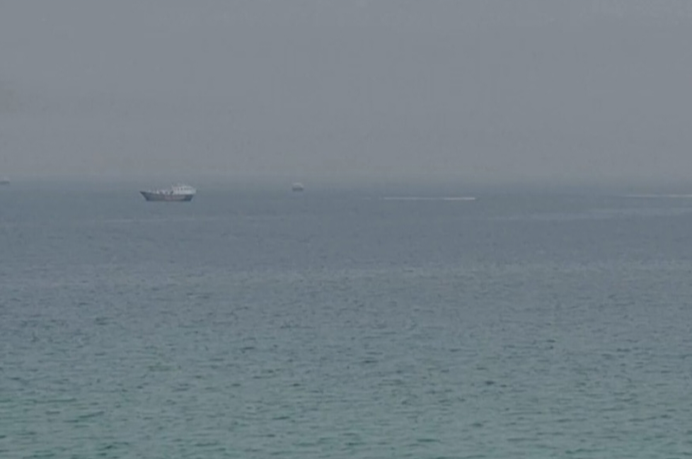 霍尔木兹海峡航运再次停滞