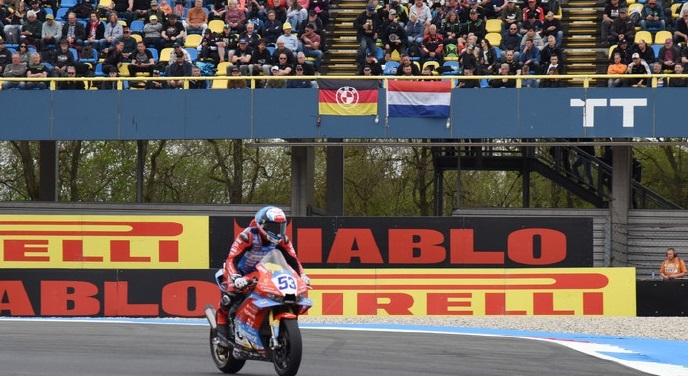 张雪机车车手德比斯获得WSBK荷兰站第二回合第7名