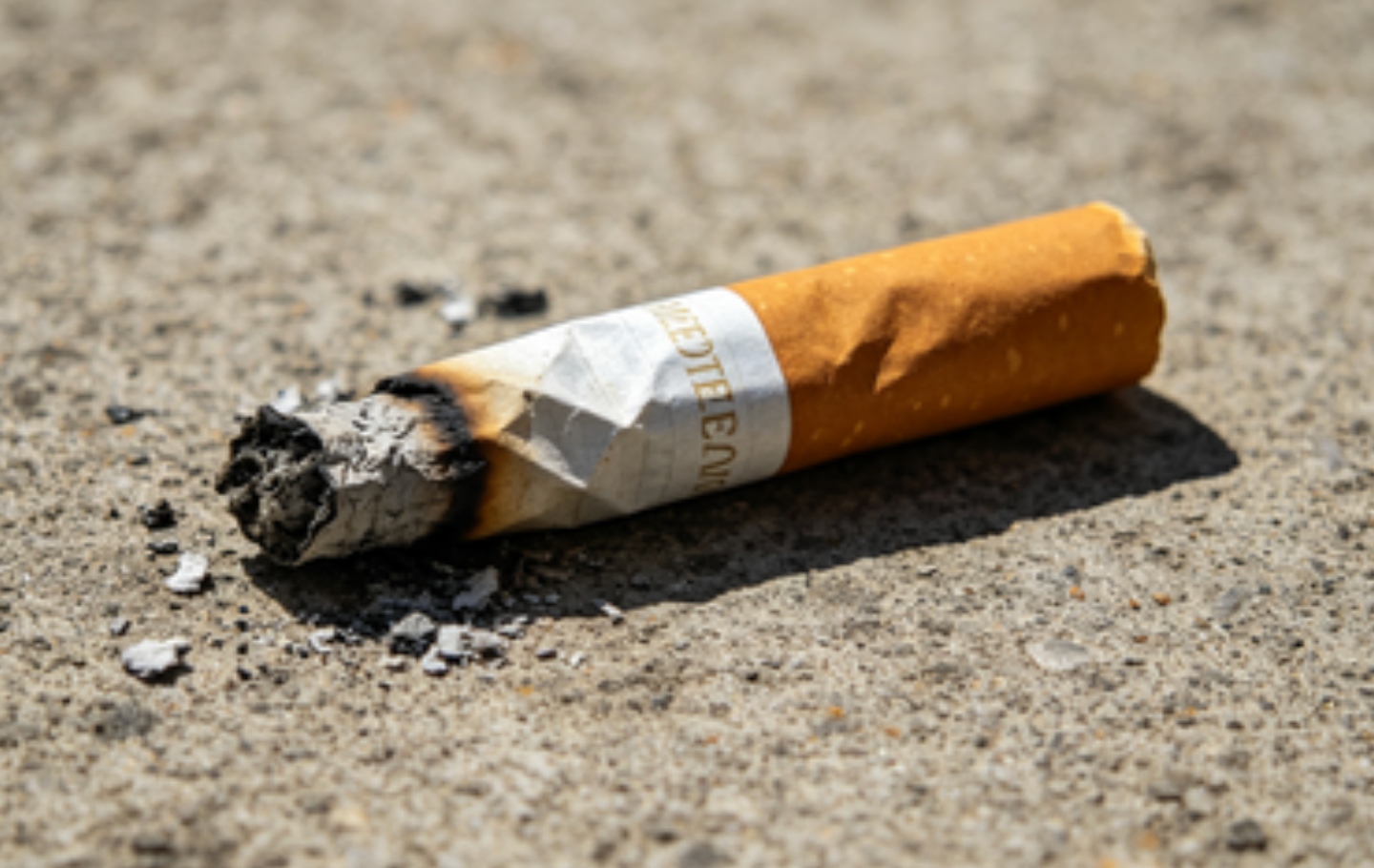 新规来了！四川5月起严控公共场所吸烟，向未成年人售烟最高罚50万