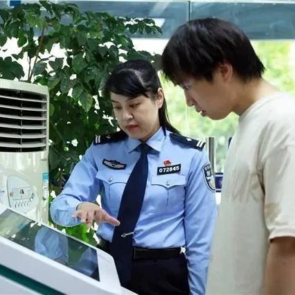 方便！温江首批3所高校能自助办理车驾管业务啦