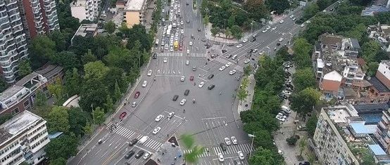 科学化升级改造，东门这个重要路口更通畅了→