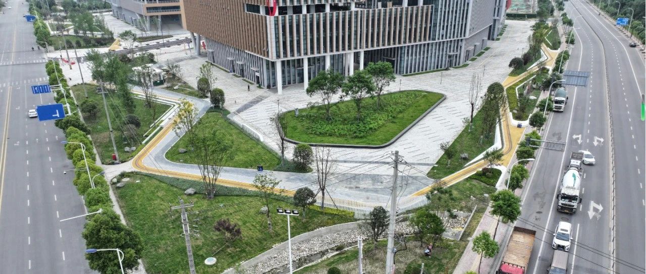 这一大片公共绿地开放！电子科大科创谷风貌形象再提升~
