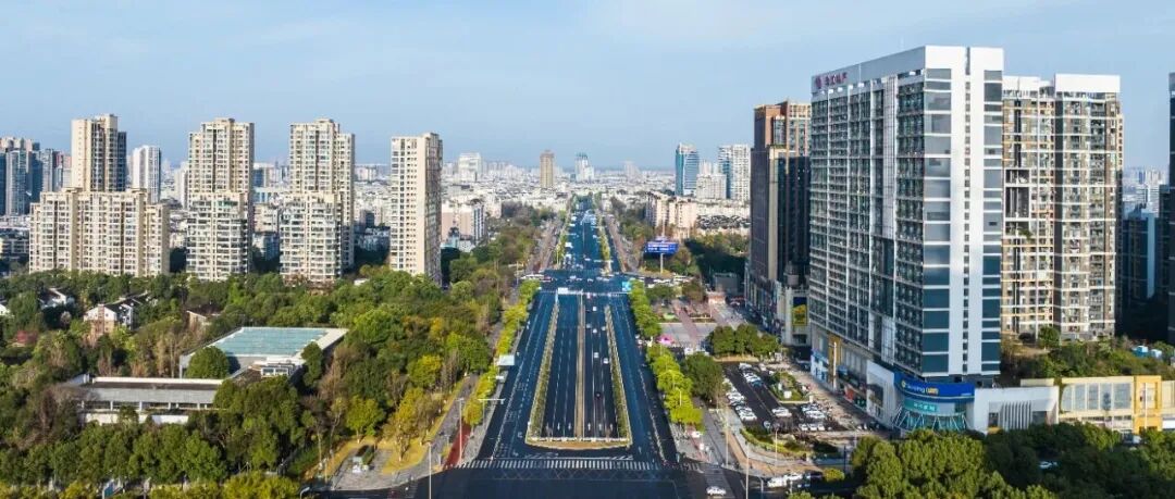 项目加速跑、企业茁壮长！温江国企基金注活水