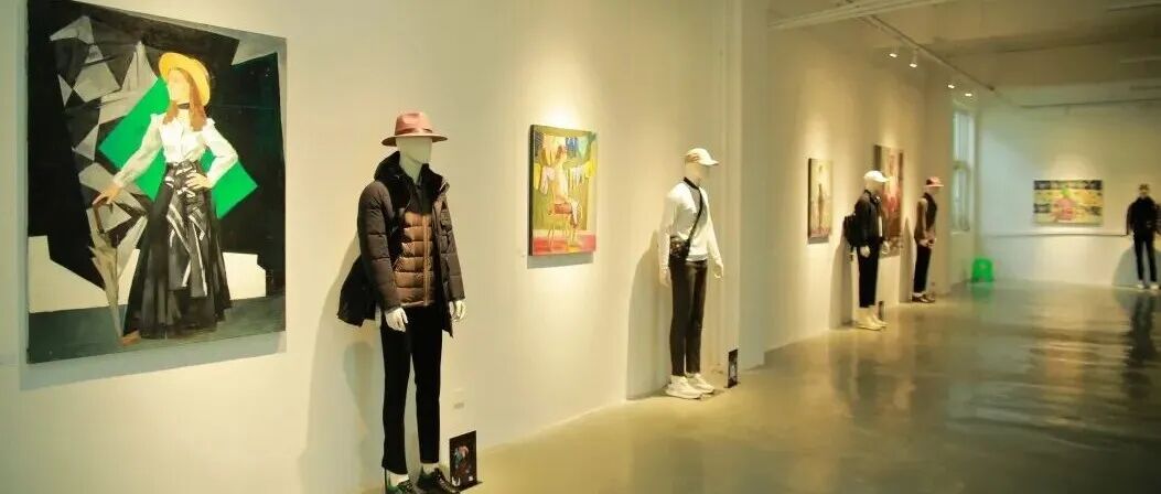 “艺术+服装”碰撞出怎样的火花？看这场中俄青年艺术家交流展→