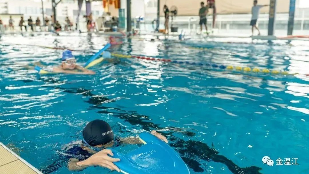 夏日游泳去哪里？这份温江泳池“白名单”请收好~