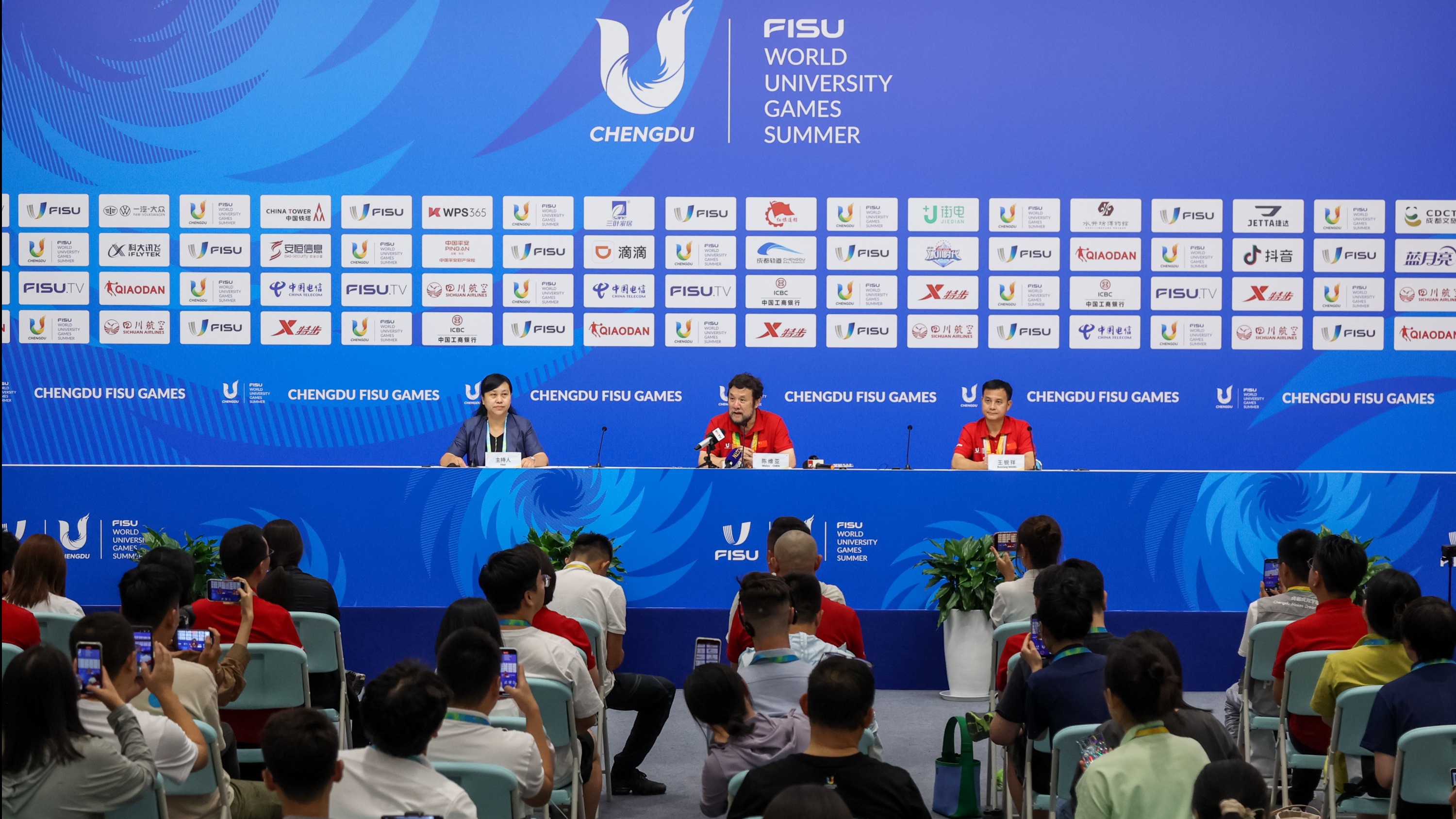 天府融媒看大运｜总导演陈维亚：开幕式有大大的遗憾，很多优秀文化没展示出来