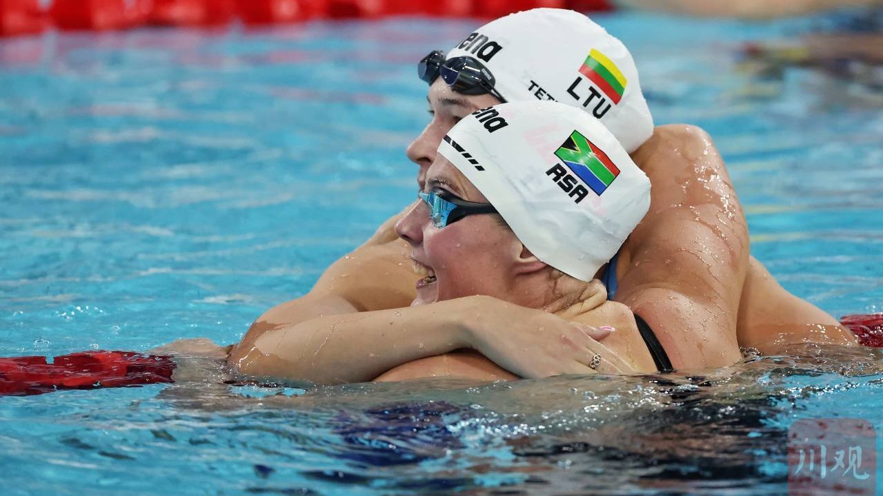 天府融媒看大运丨南非运动员科贝特·凯琳：她的笑容很治愈