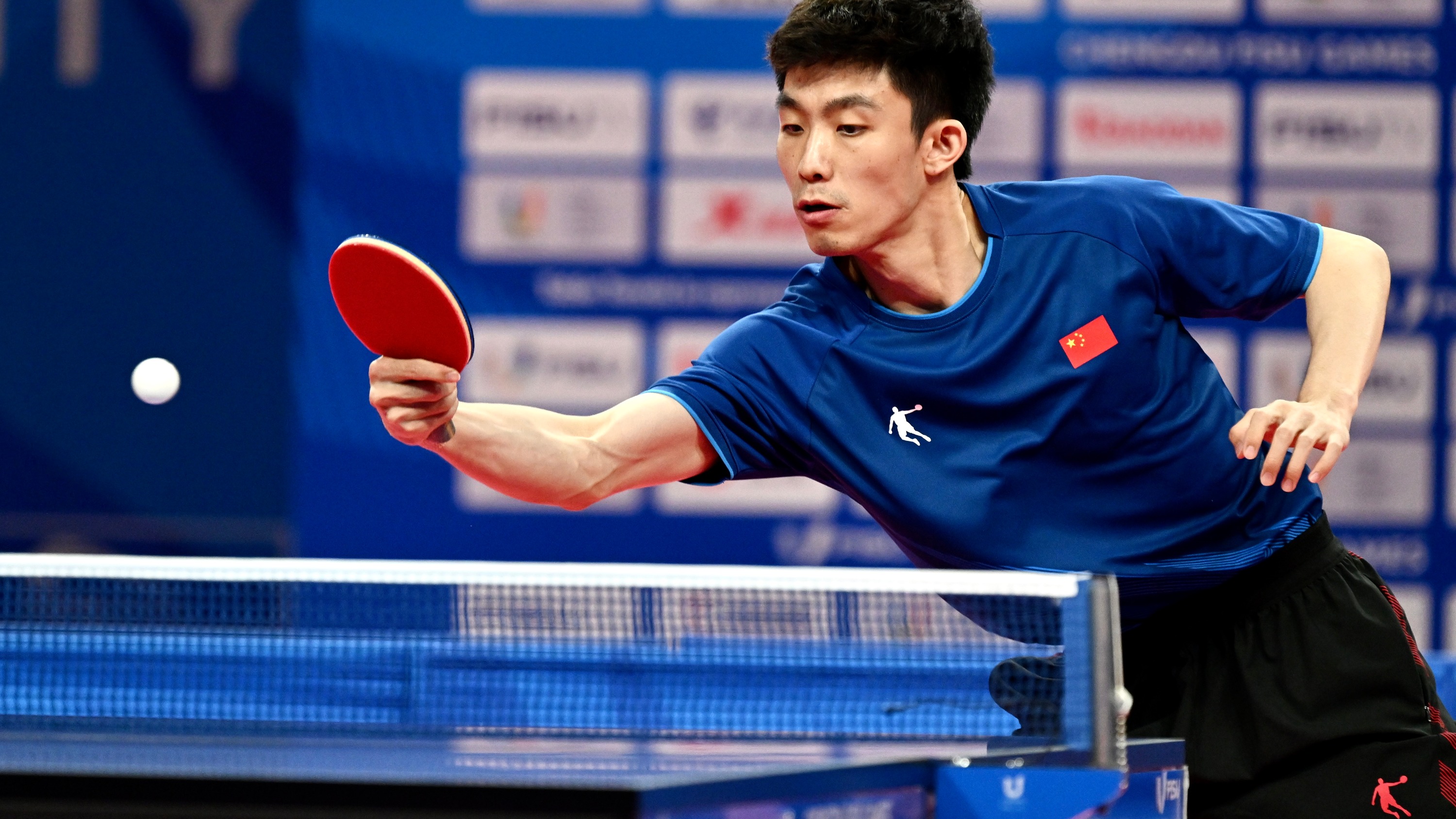 天府融媒看大运丨中国队包揽乒乓球男单金银铜牌