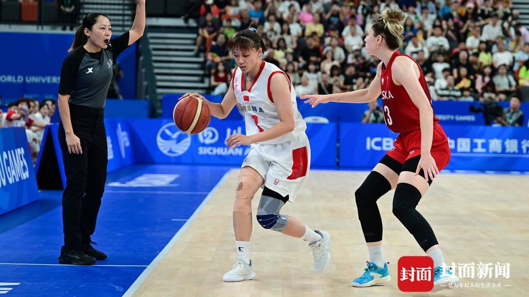 天府融媒看大运｜明察秋毫 守护公正的赛事裁判