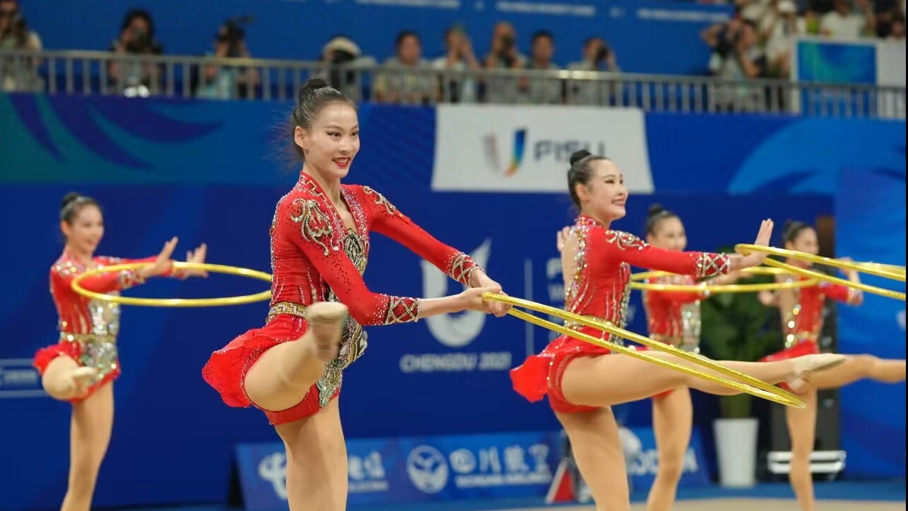 天府融媒看大运丨“00后”四川小花赛场绽放青春之花