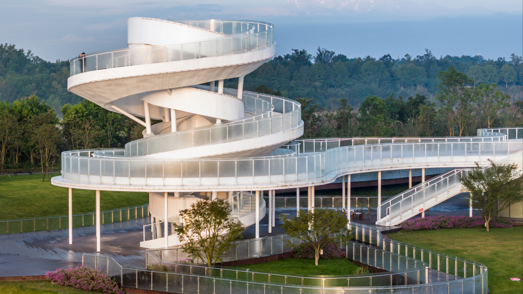 心归旷野！温江首个直升机观光项目带你City Fly→