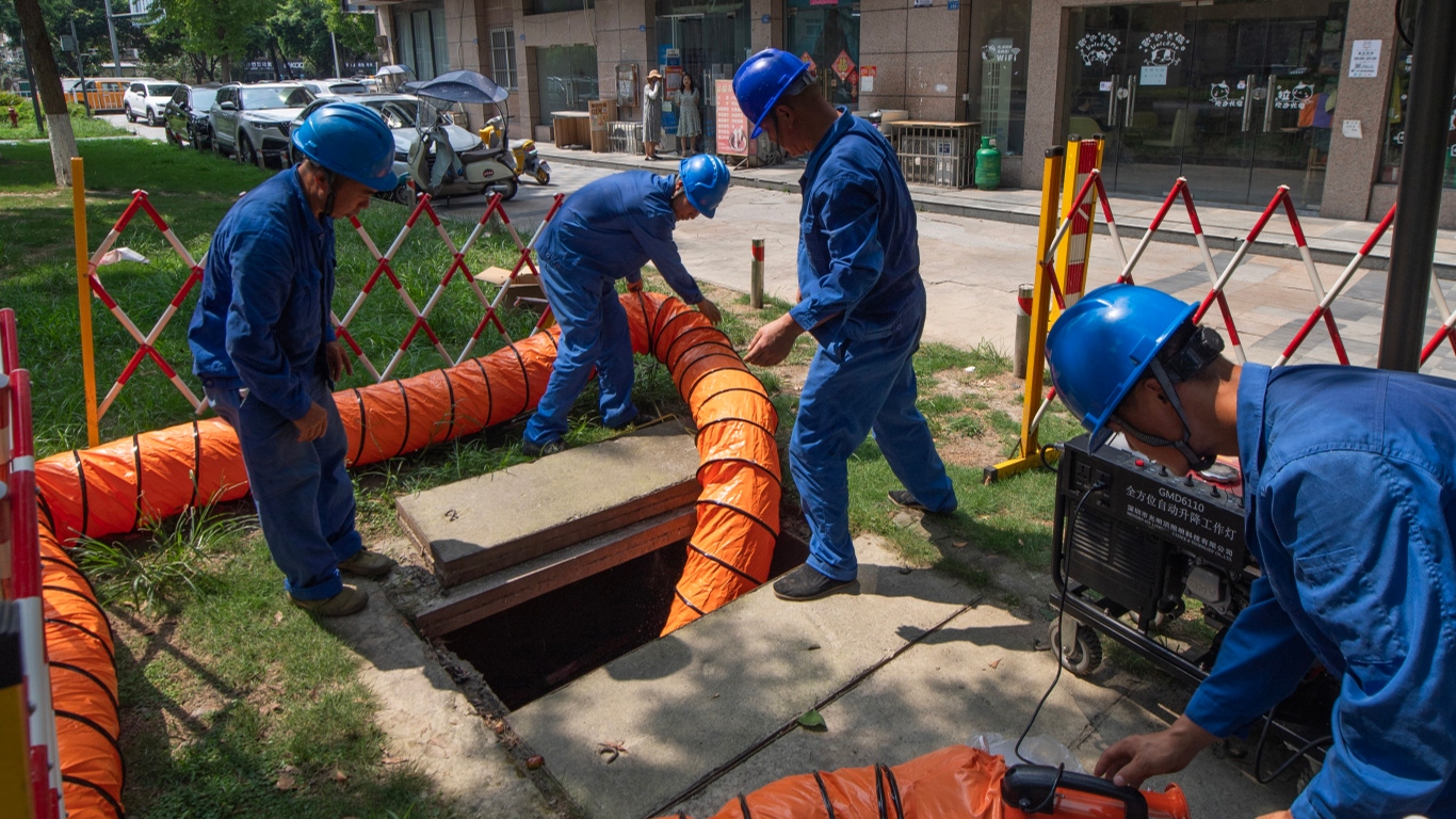 致敬！高温下每一位坚守的TA