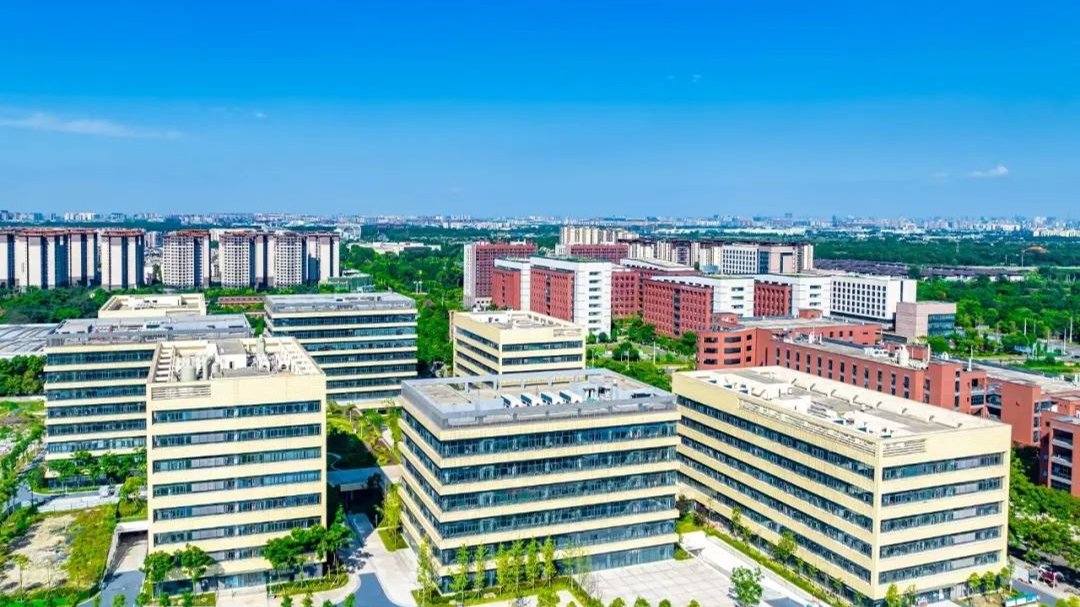 “无感兑现”近2500万元！温江“免申即享”让政策红包自动到账→