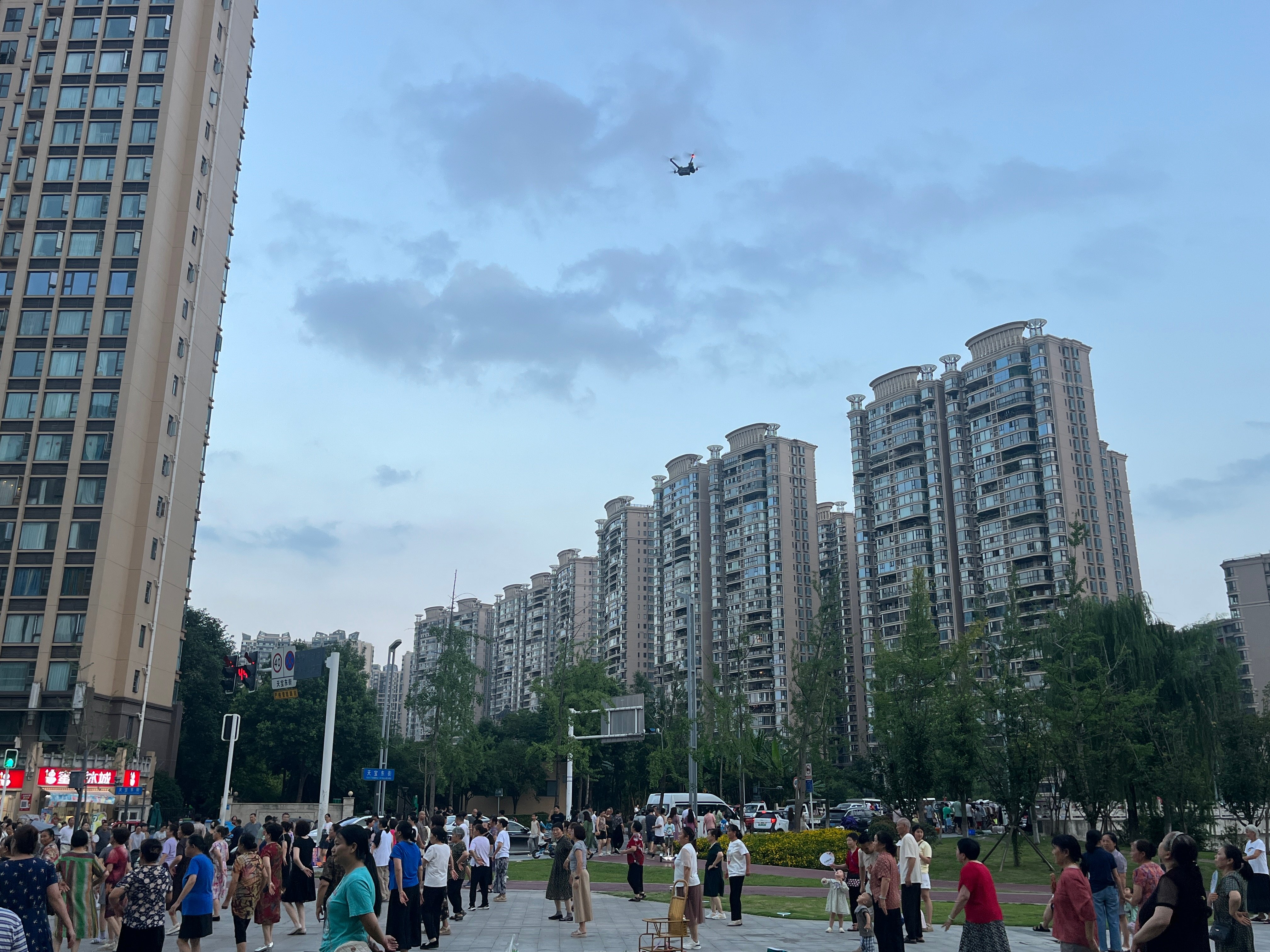 52a33471-4181-4fac-a923-c9824825c4c2.jpg