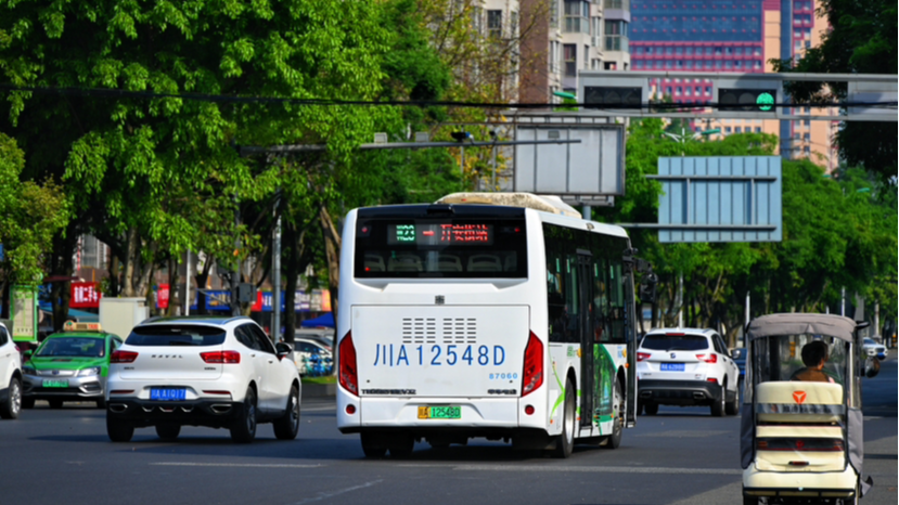 境外游客更便捷！温江实现境外银行卡“直刷”乘车