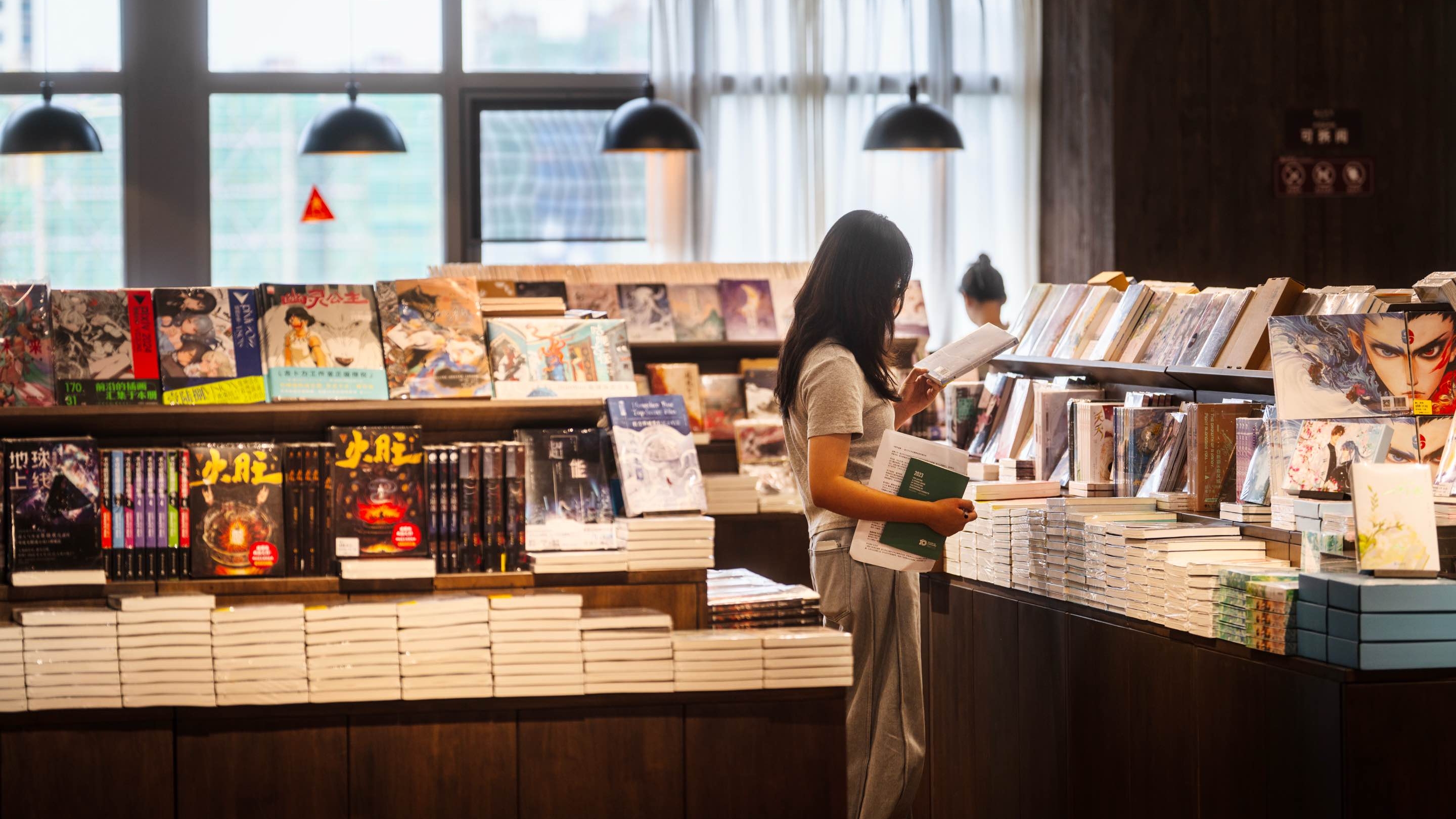 高温天不想“宅家躺”？温江这家书店是你避暑“充电”的好去处！