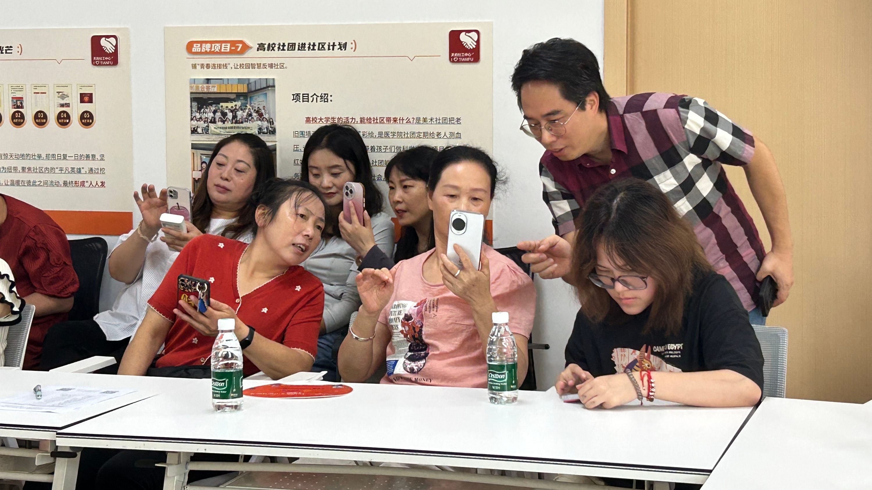 书香成都建设之​2025年全民阅读“七进”系列活动走进温江