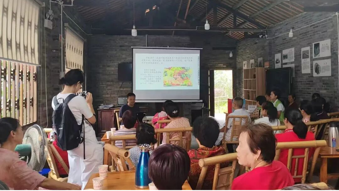 “天府健康坝坝讲”温江专场开讲  解锁中医养生新体验