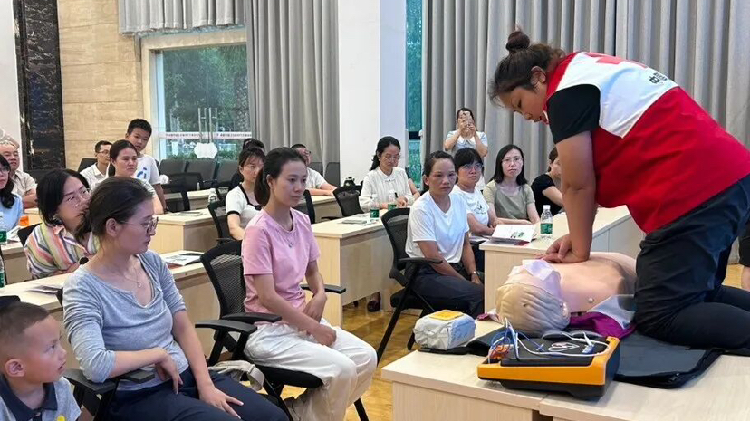 超好评！2025年度留位·“趣”夜校收官→