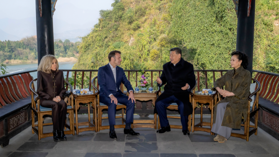 中法元首为何相会都江堰？