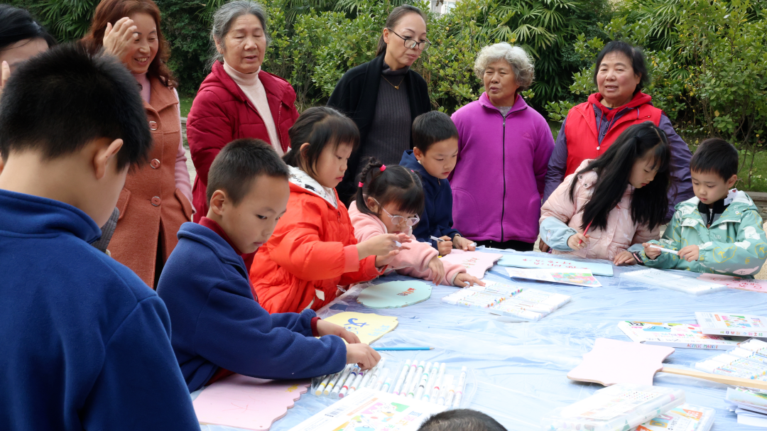 光华社区开展“童绘文明养宠，共筑邻里温情”家园共筑活动