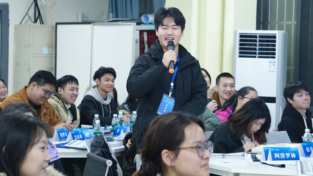 西部首家试点！温江首届大学生职业素养训练营开营→