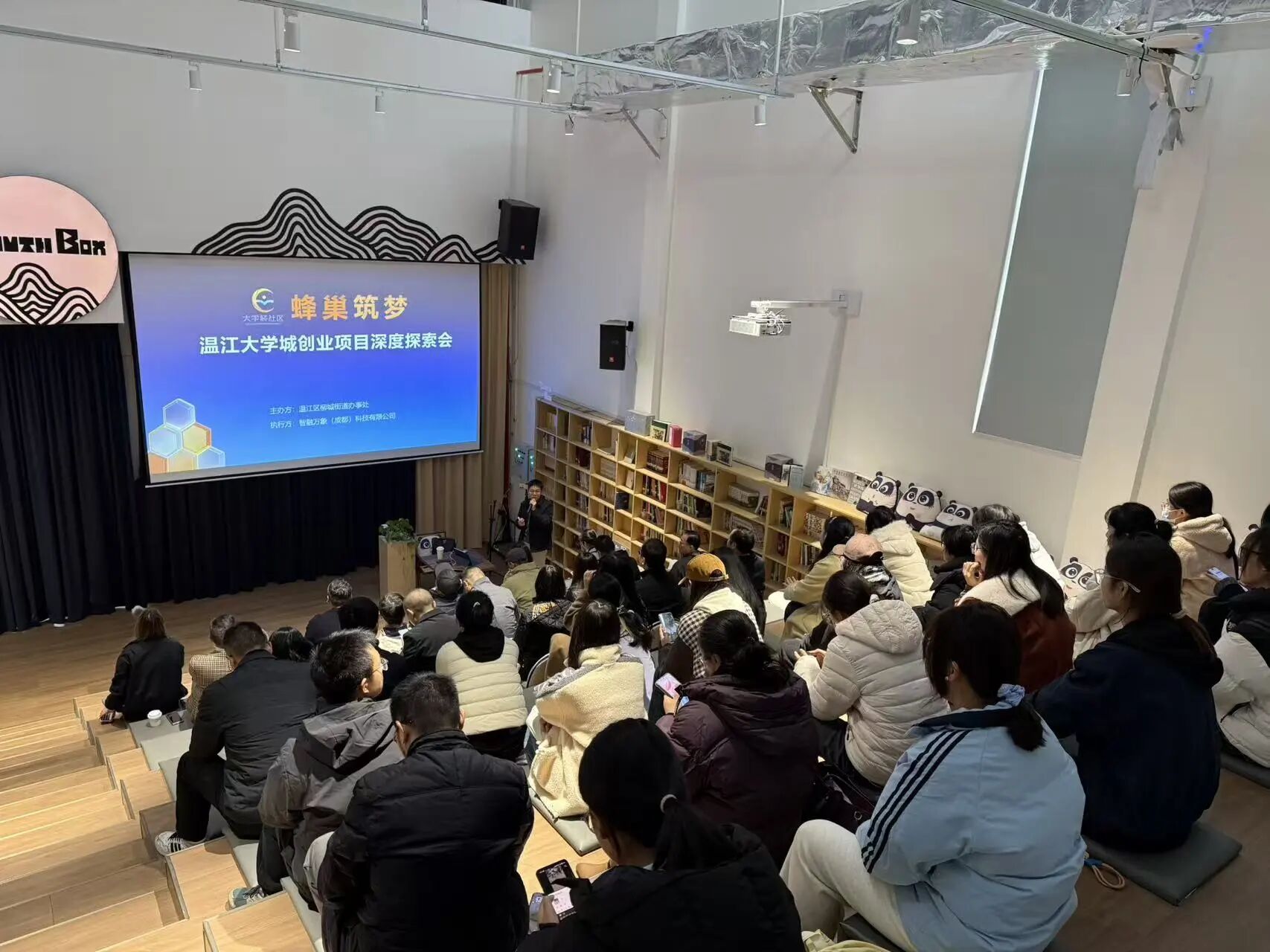 00b7eca7f26a0723f6ba10b5cc453bfc.jpg 00b7eca7f26a0723f6ba10b5cc453bfc.jpg