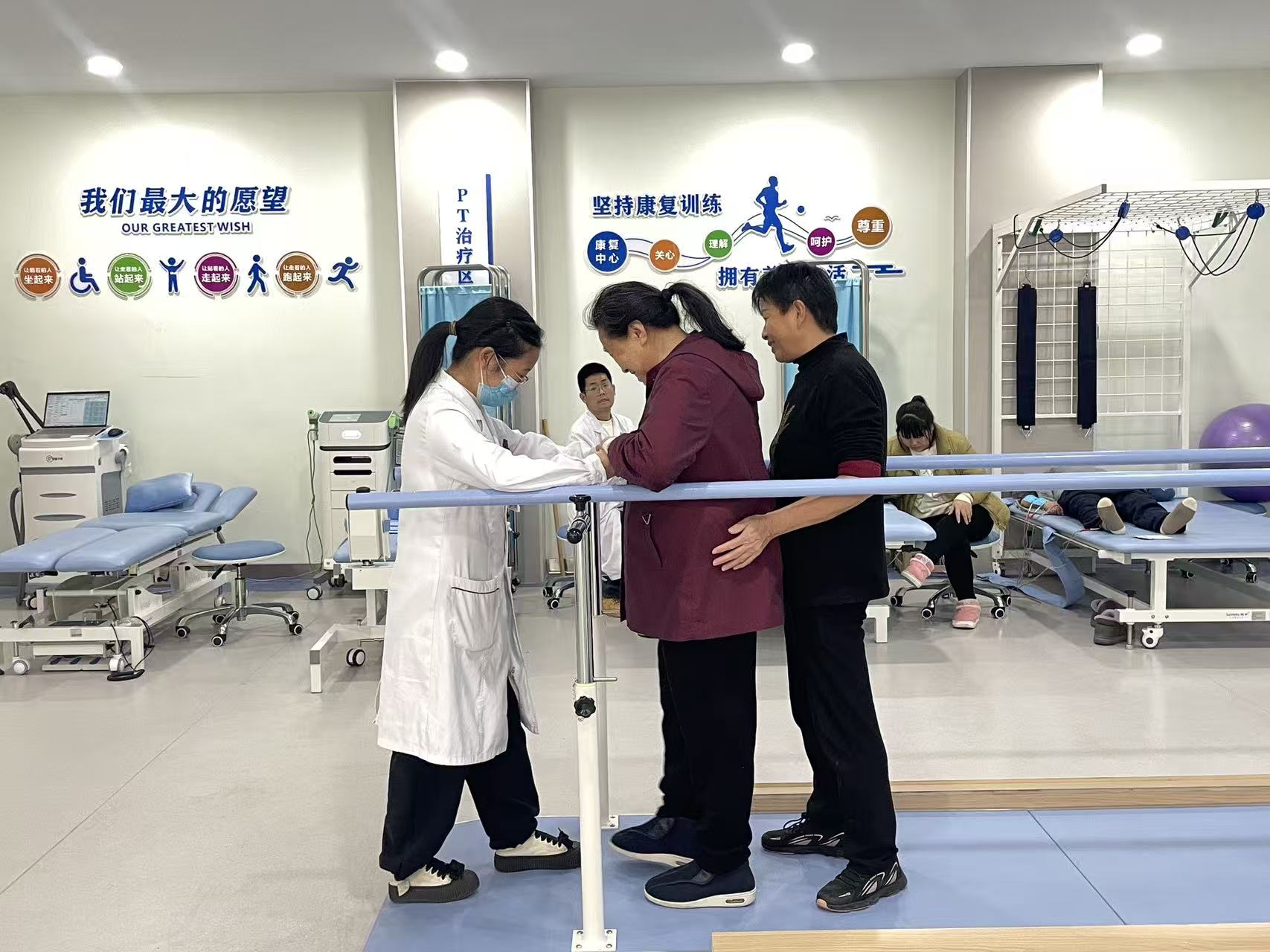 4146e353d4f98c5fb5563fa978f11d74.jpg 4146e353d4f98c5fb5563fa978f11d74.jpg