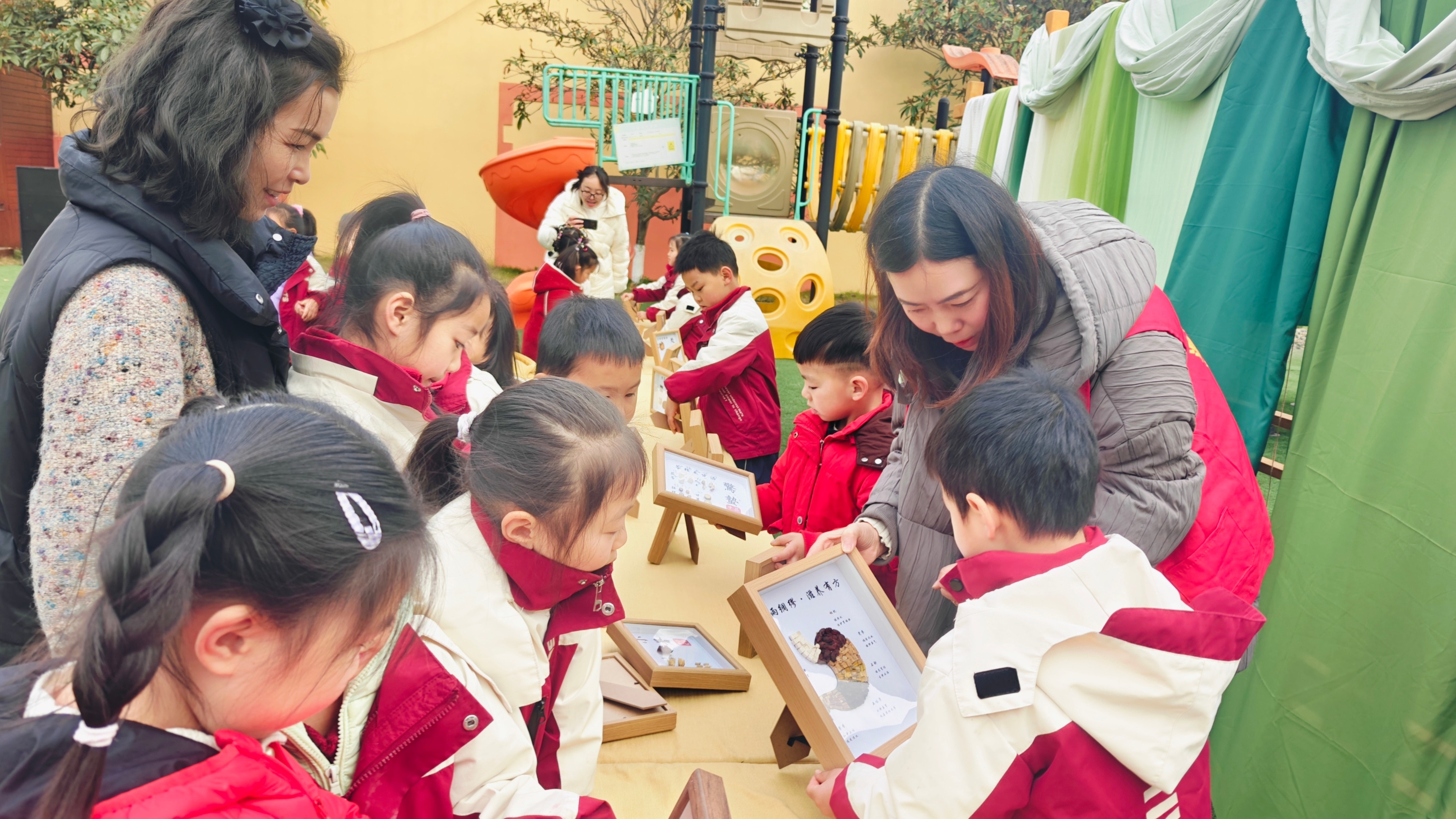 识百草香、练八段锦，中医药文化活动走进金马幼儿园