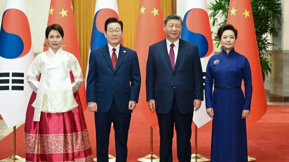 习近平同韩国总统李在明举行会谈