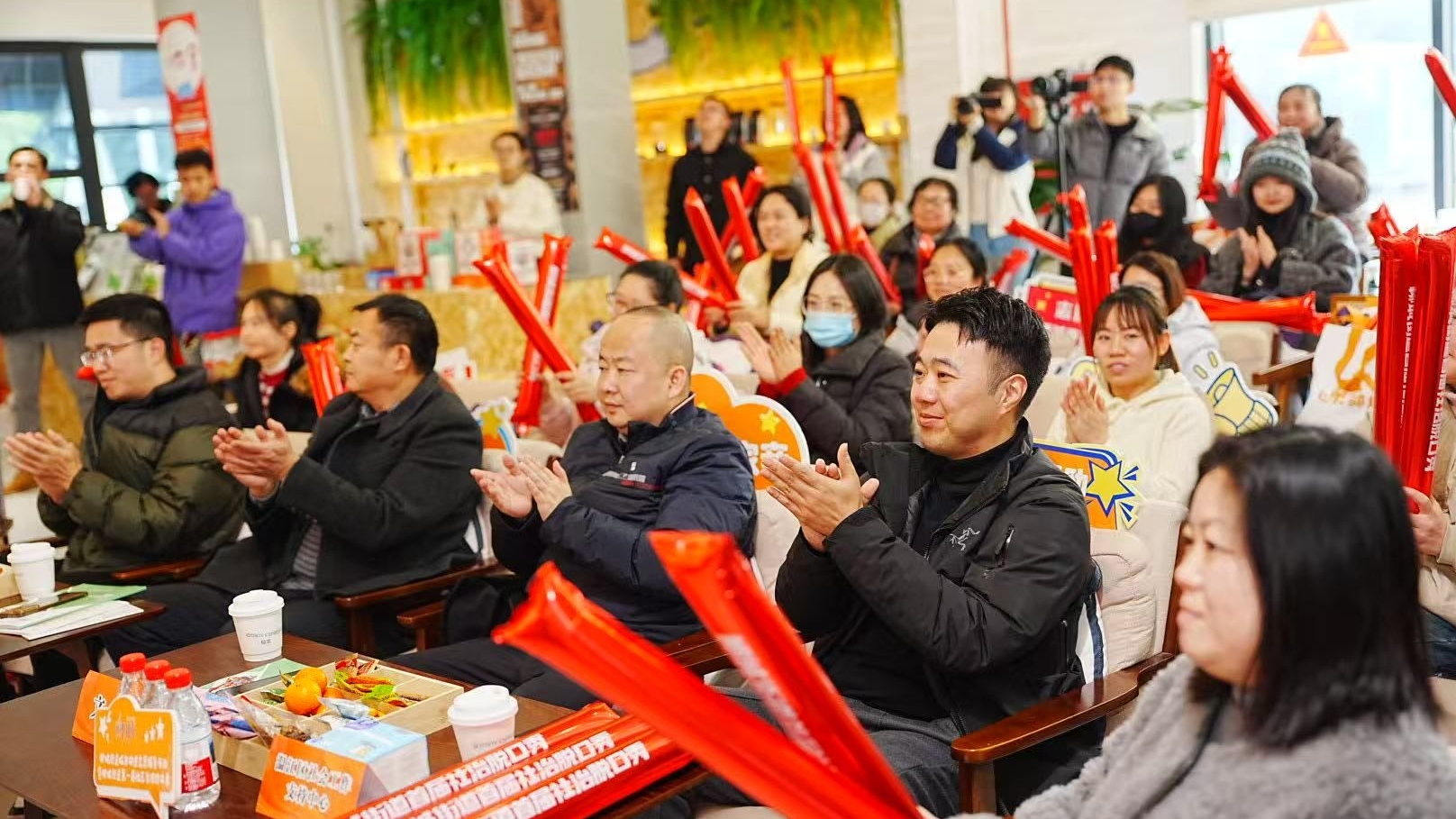 “脱口秀”里话治理，柳城街道演绎精彩社治故事