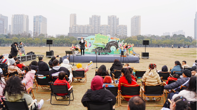 创新宣讲接地气，社企共融一家亲