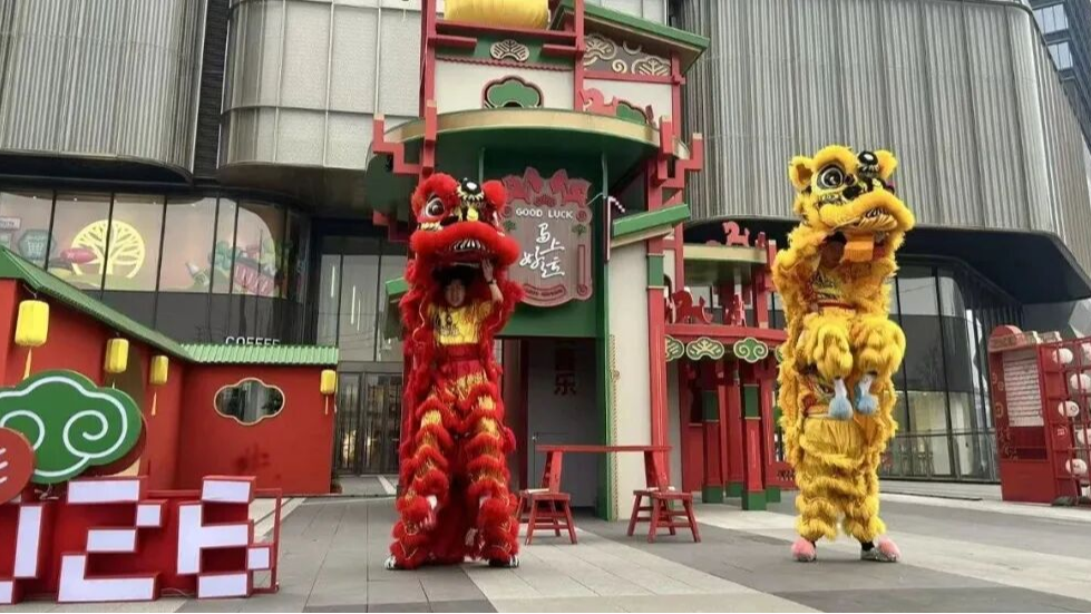 大年初一，温江“马”力全开，花式潮逛超有料