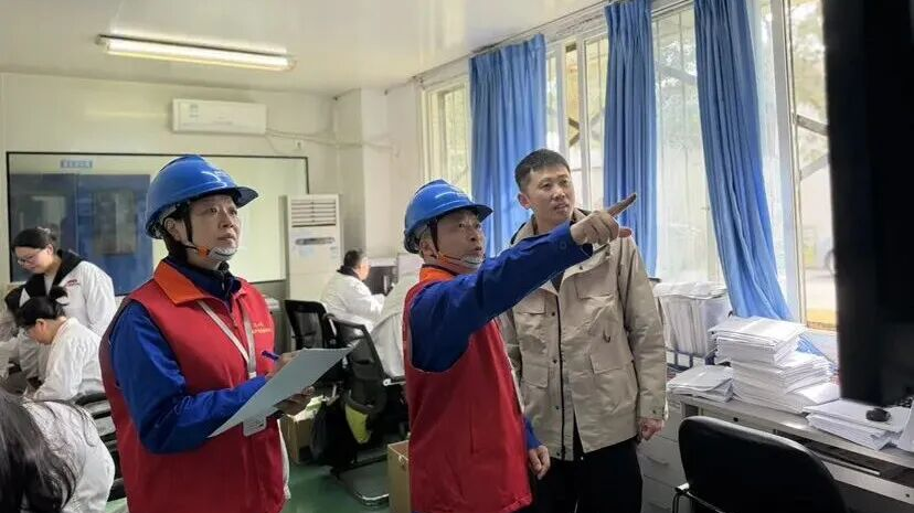 电力满格，精准护航！温江“电管家”助企“满电”抢开局