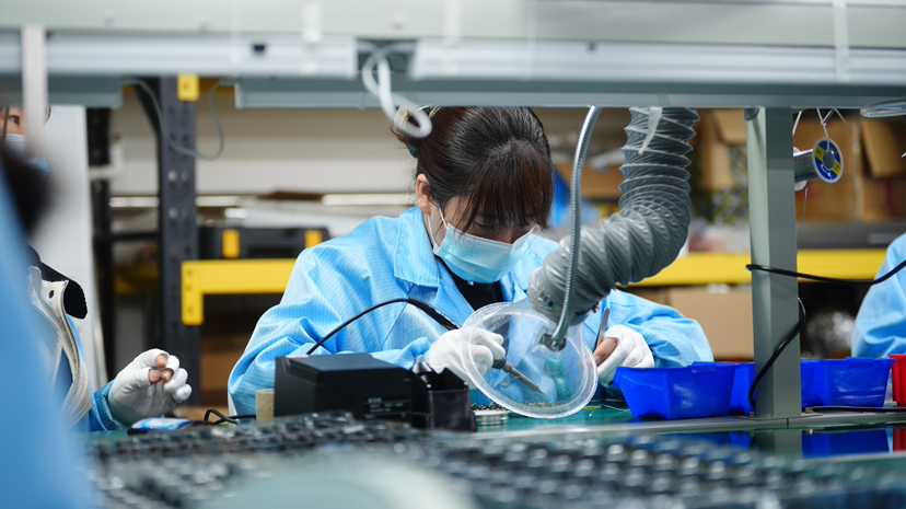 日均订单近2万副！“温江造”耳机热销，首款音响产品即将上市