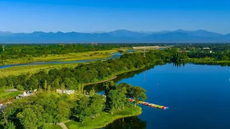 温江区开展2026年“世界水日”“中国水周”主题宣传活动